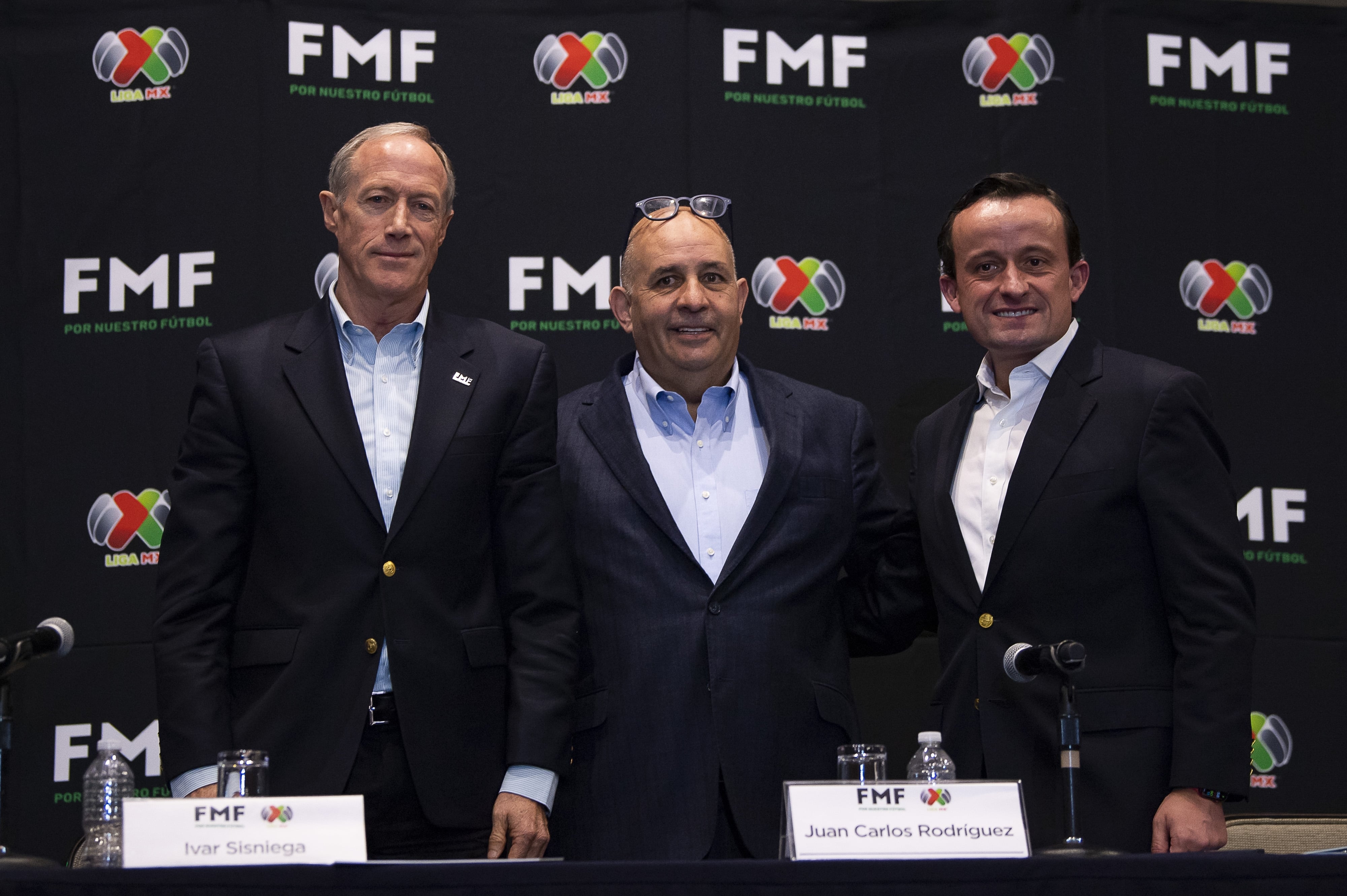 Ivar Sisniega, Juan Carlos Rodriguez Presidente de la Federacion Mexicana de Futbol