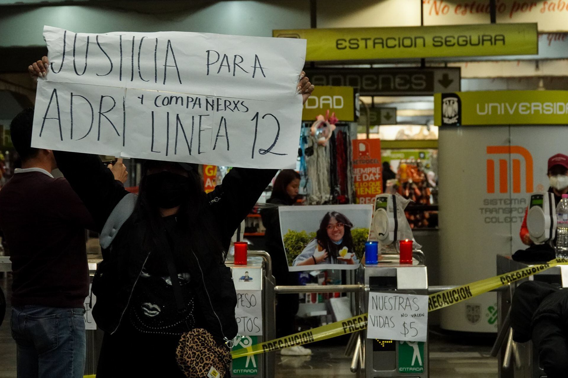 Protestan por muerte de Yaretzi Adriana Hernández en Metro Universidad