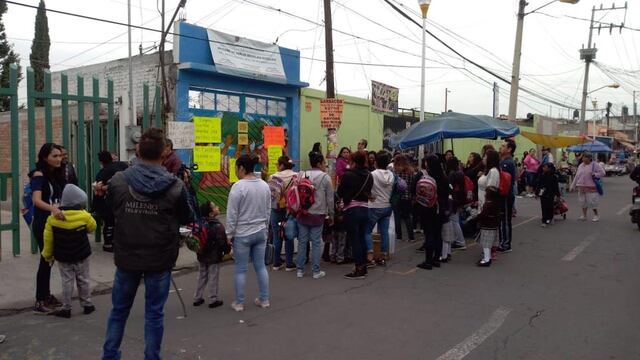 Escuela Primaria en el municipio de Nezahualcóyotl