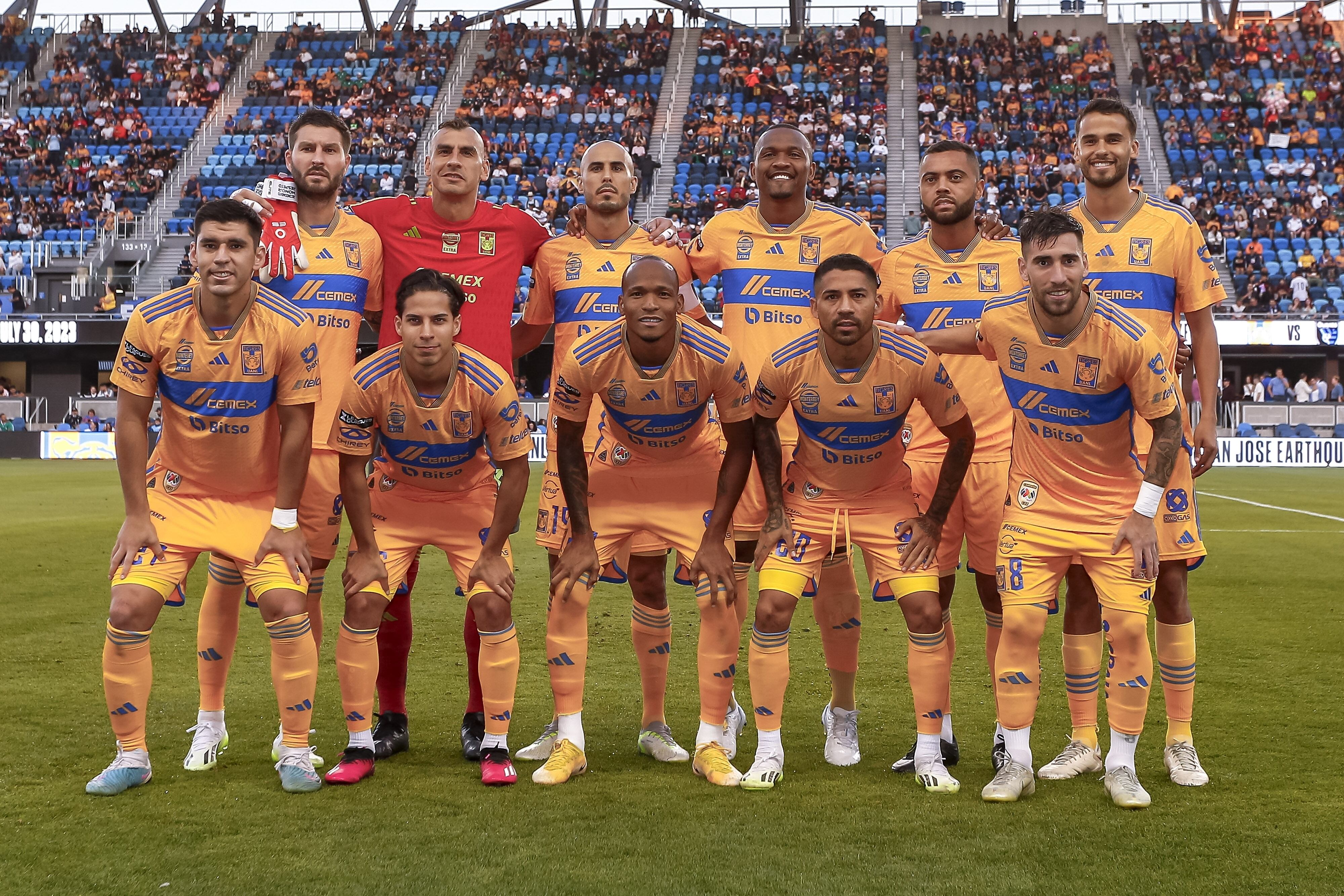 Club Tigres.
