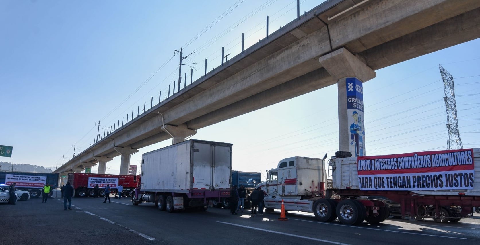 Bloqueo de Transportistas y Agricultores