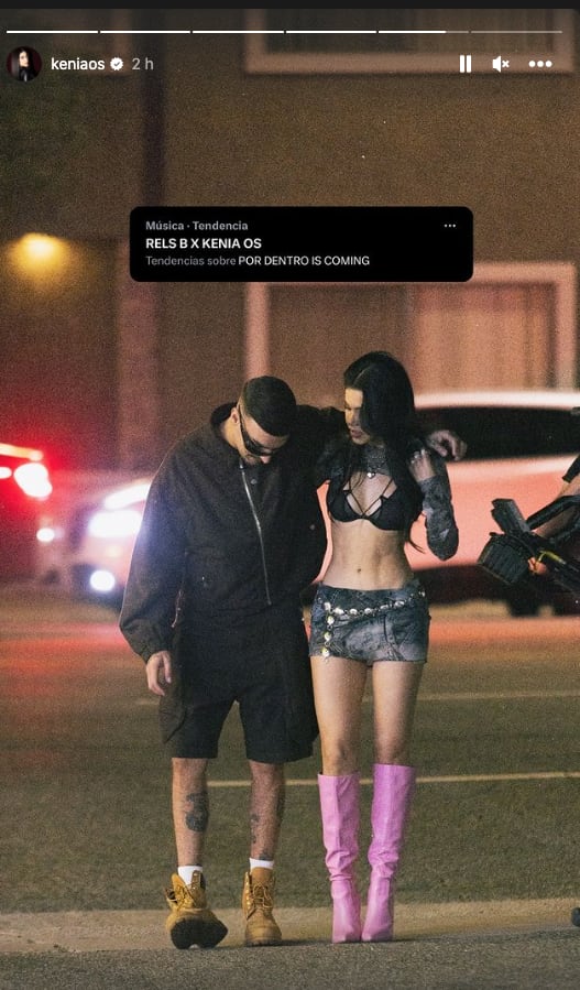 Kenia Os y Rels B enciendes las redes con fotografías sensuales