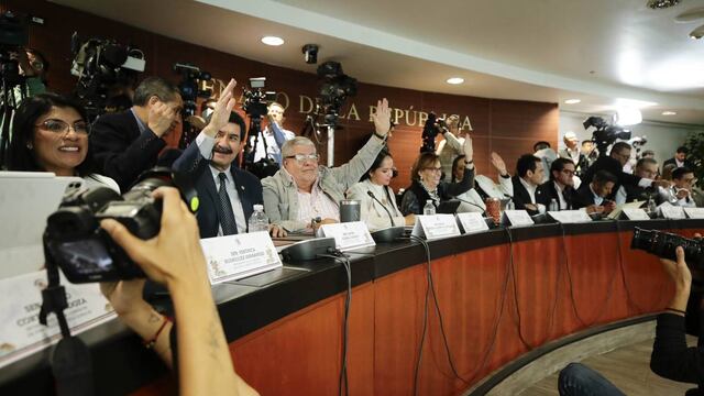 Avanza en comisiones del Senado la Supremacía Constitucional