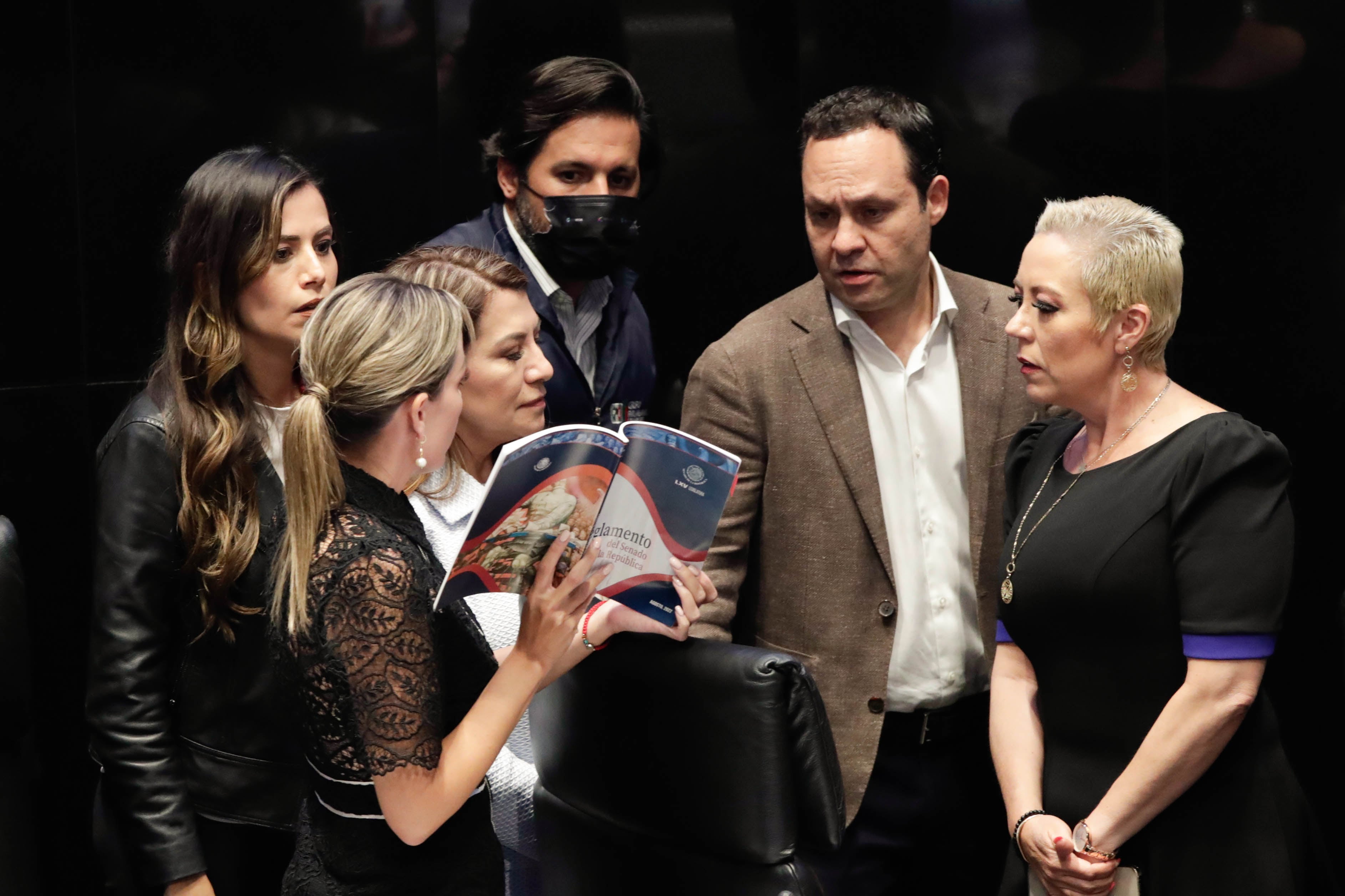 Senadores y senadoras