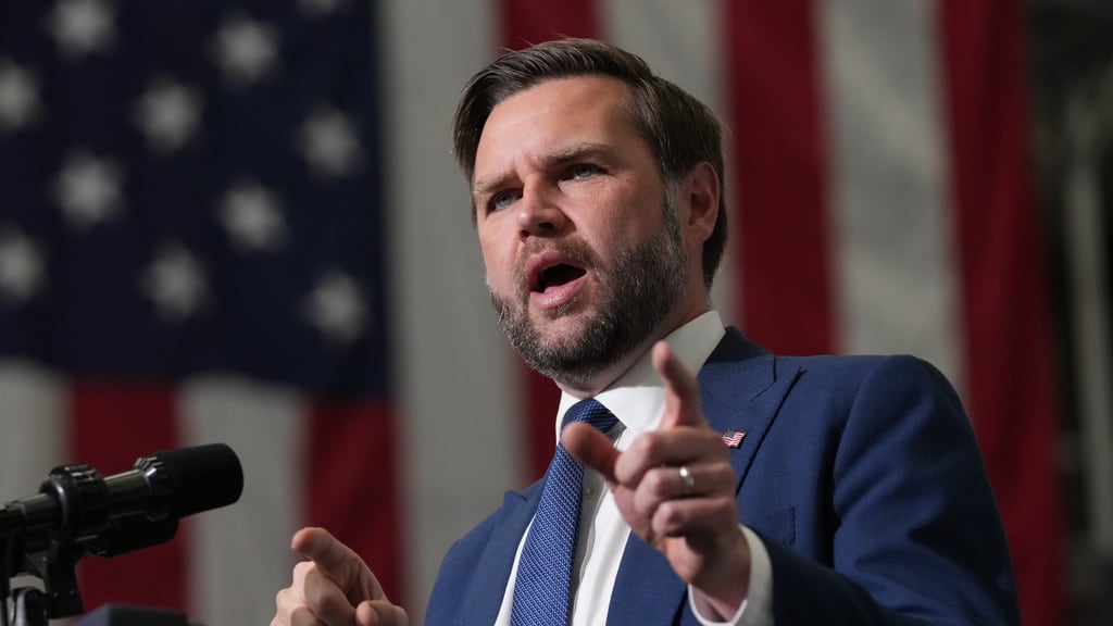 JD Vance acusa a Israel de manipular opinión pública estadounidense para prolongar la guerra