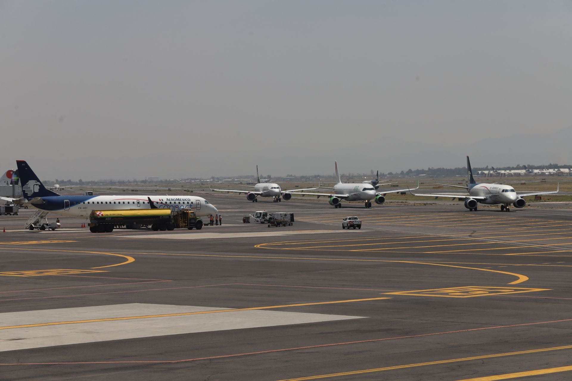 Operaciones de aeronaves en el  aeropuerto Internacional Benito Juárez de la Ciudad de México, en donde se han reportado incidentes por la saturación en que se encuentra.