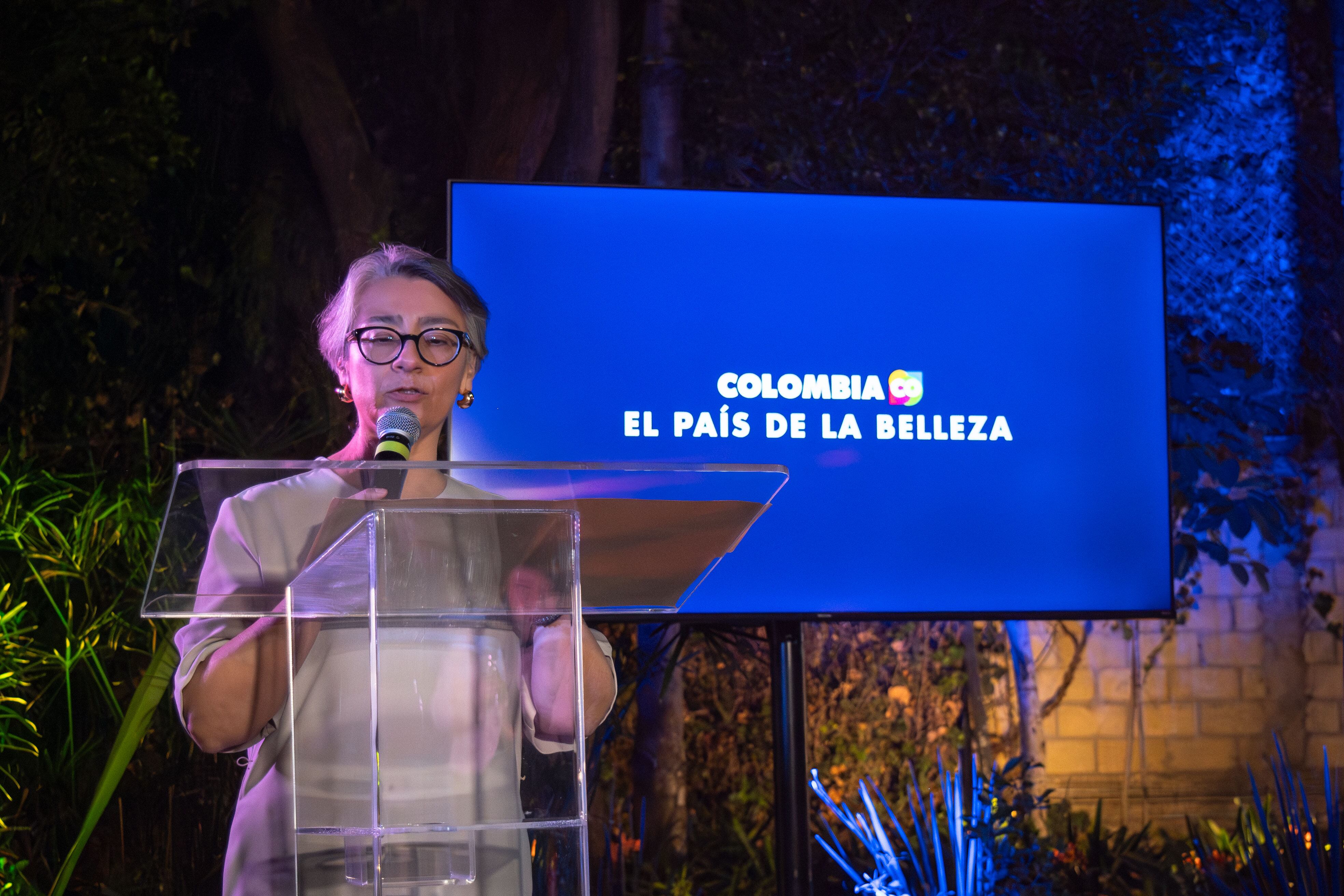 Pilar Vargas, Ministra Plenipotenciaria Encargada de Negocios de la Embajada de Colombia