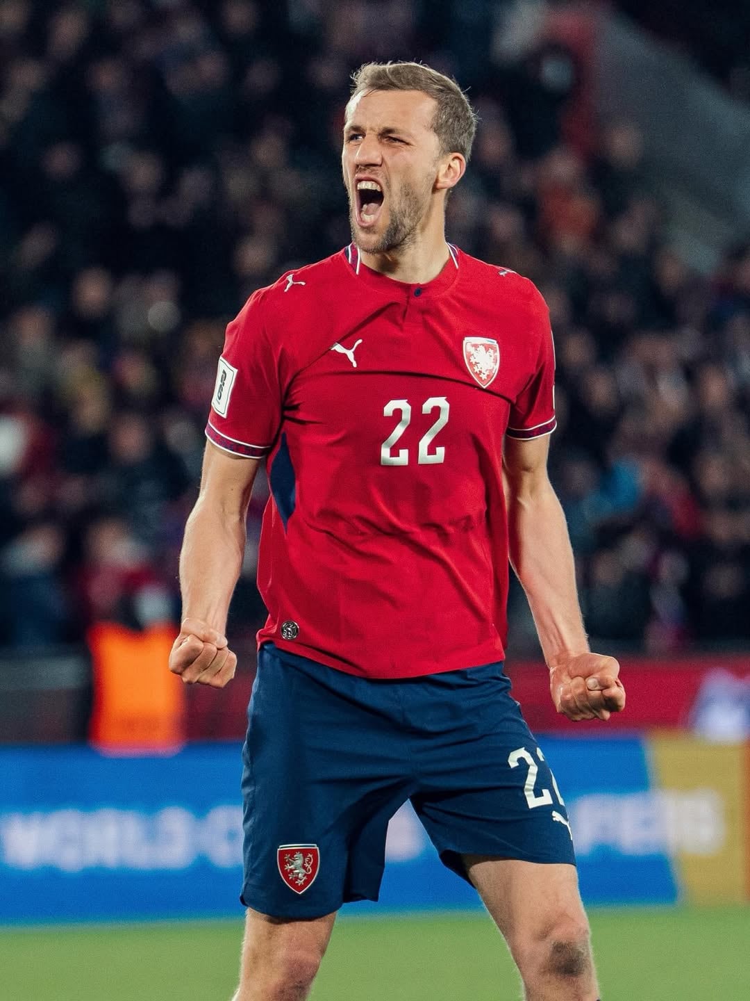 Tomas Soucek juega en el West Ham United