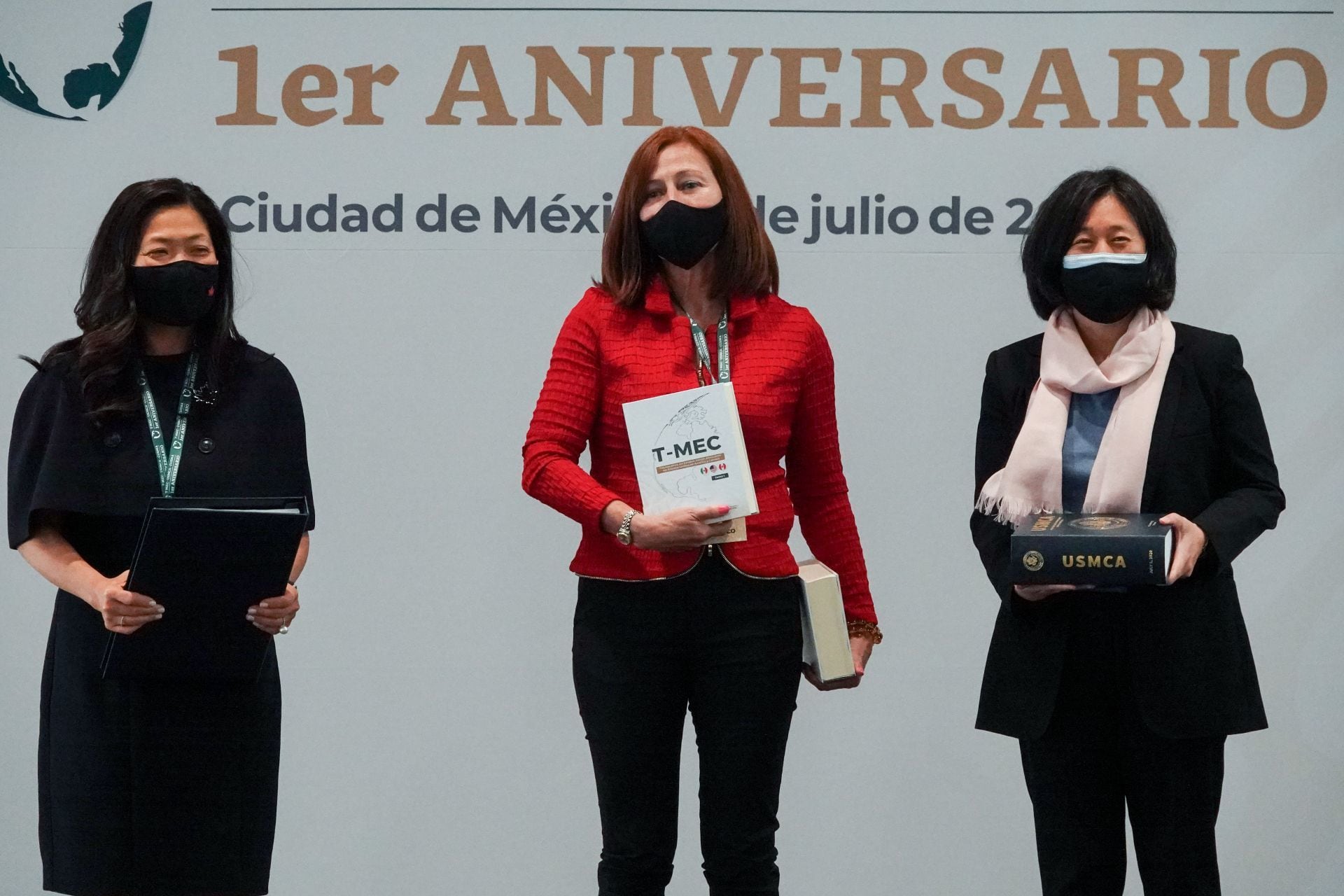 Tatiana Clouthier durante 1er aniversario del T-MEC