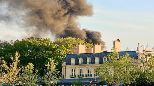 Incendio en el parque EPCOT en Walt Disney World Resort Florida