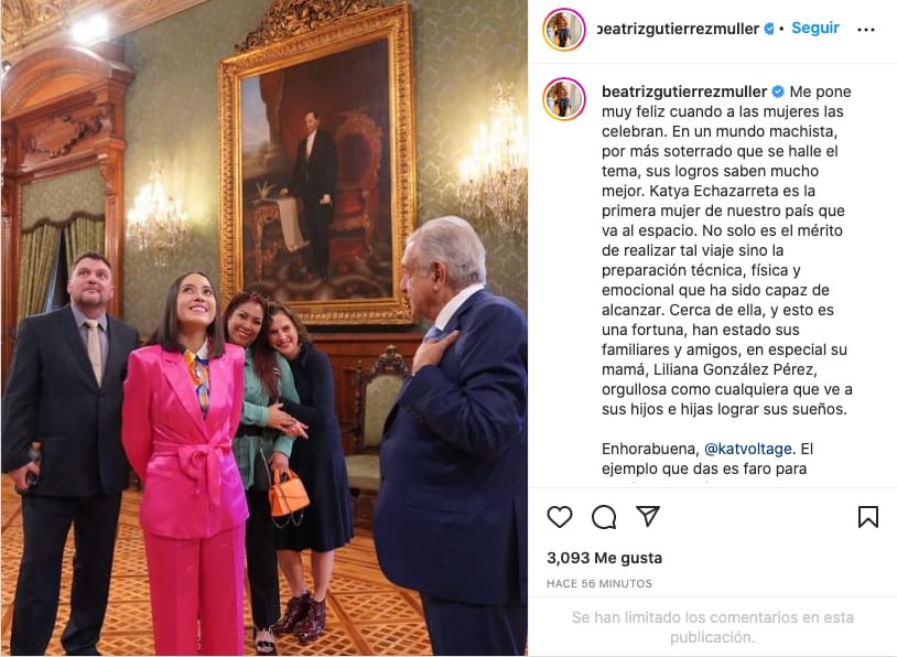 Beatriz Gutiérrez celebra a Katya Echazarreta
