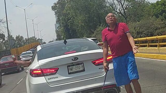 Hombre agrede a familia en Circuito vía Churubusco