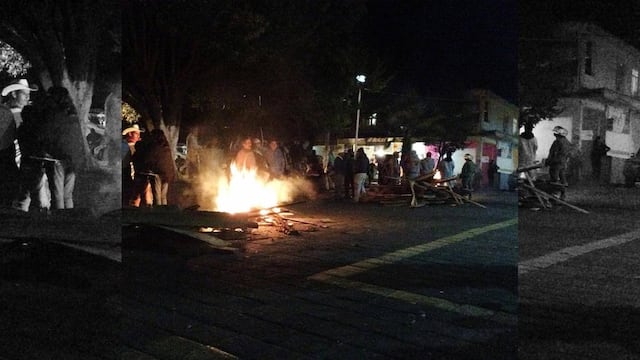 De acuerdo con algunas versiones, el conflicto se derivó de la colusión entre el edil y el crimen organizado.