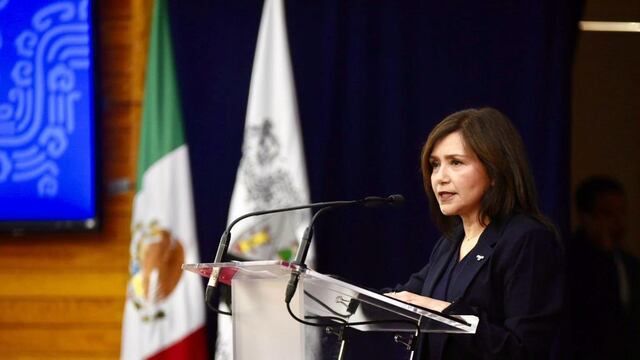 Viridiana León Hernández hizo historia al convertirse en la primera rectora de la UAEM