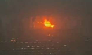 Hombres armados irrumpen en el CUM de Hermosillo y prenden fuego al ring