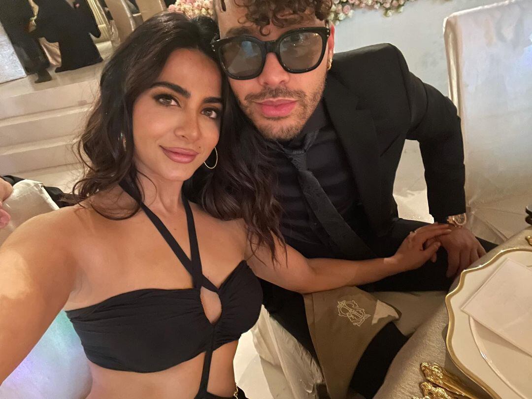 Emeraude Toubia y Prince Royce
