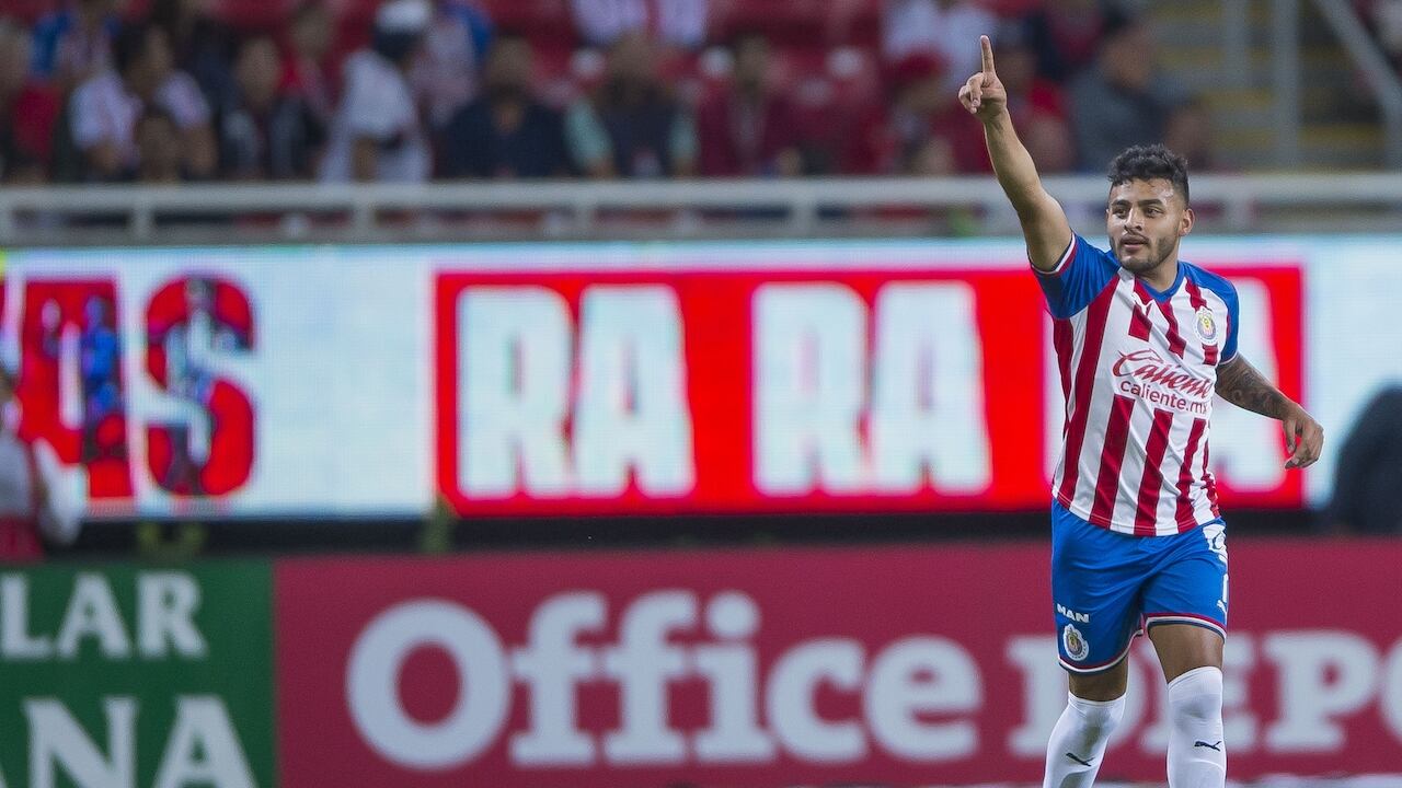 VIDEO: El pedazo de gol con el que Alexis Vega pone a Chivas a soñar con Liguilla