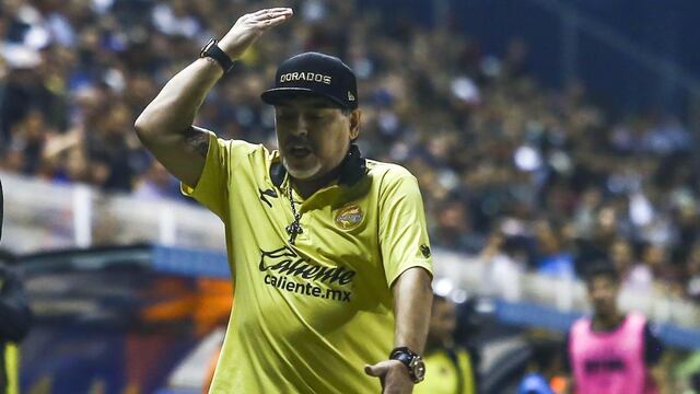 Maradona en el Estadio Banorte.