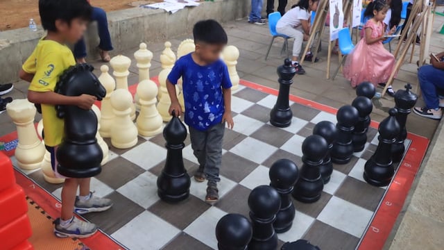 La formación académica debe ir siempre acompañada de formación humana. Foto: Facebook/IEEPO