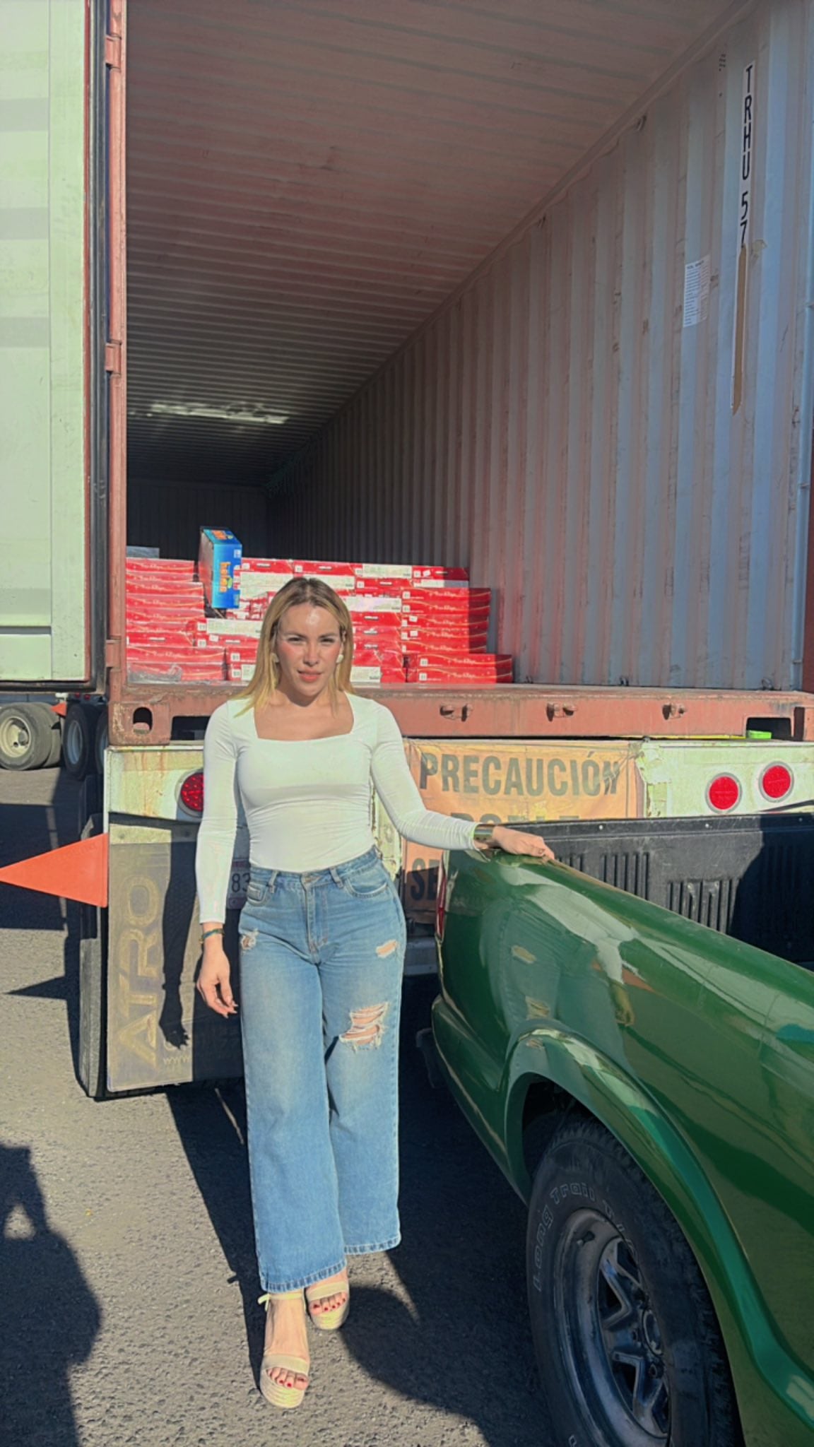 Revendedora de rosca de Reyes en Colima