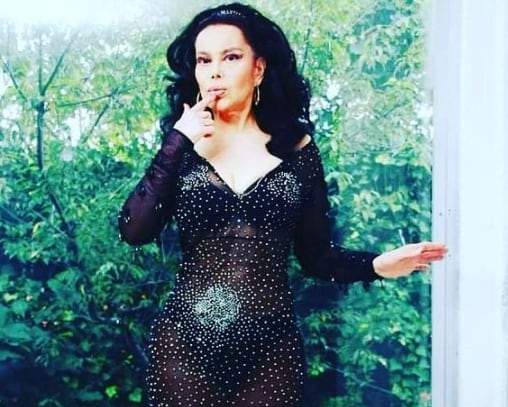 Rossy Mendoza, vedette.