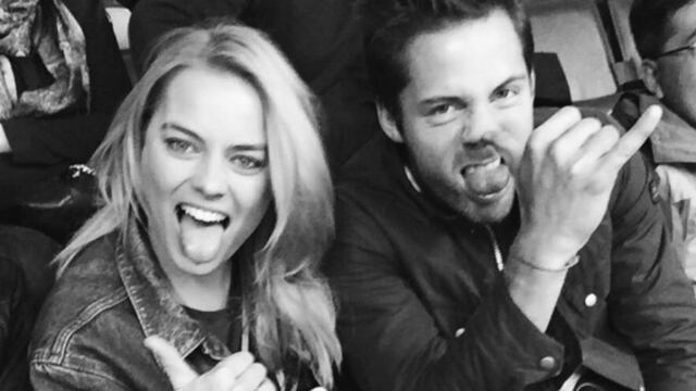 Tom Ackerley y Margot Robbie