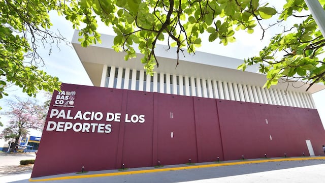 Javier May impulsa deporte en Tabasco con rehabilitación de Palacio de los Deportes.