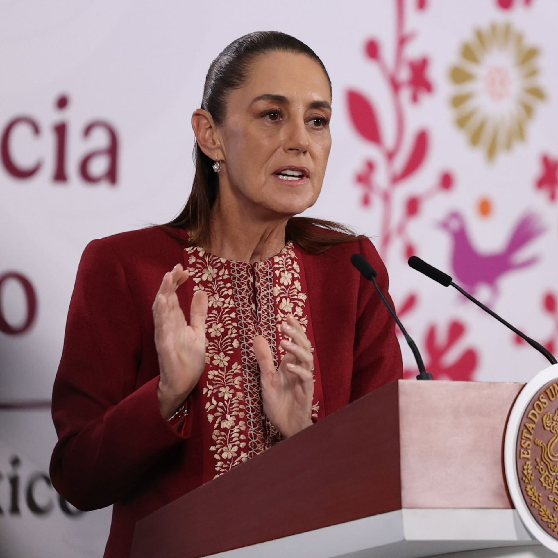 Sheinbaum asegura que hubo pocos bloqueos en paro de transportistas