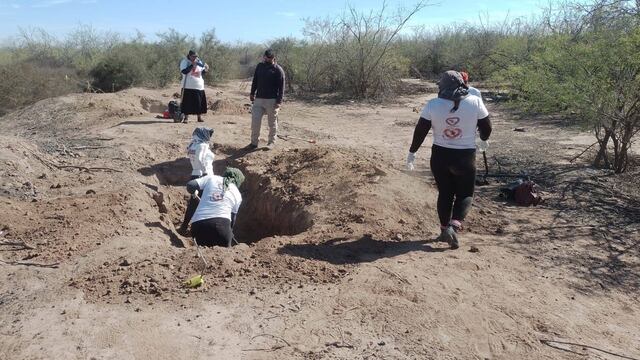 Madres buscadoras hallan restos humanos en San Ignacio Río Muerto, Sonora