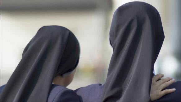 Monjas