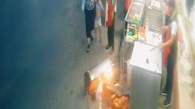 VIDEO: Se le cae el trompo al pastor y TikTok coincide en que es la peor tragedia