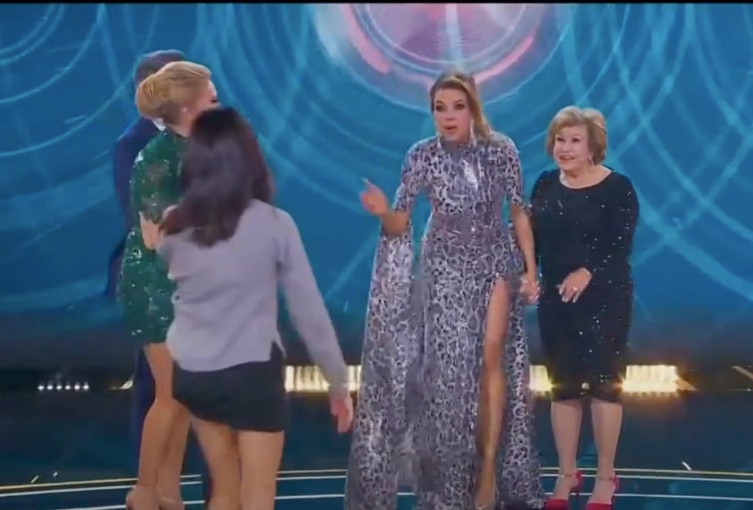 Alicia Machado se da cuenta que Dinorah Valentina no saludó a Roberto Romano