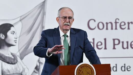 “Es una mujer ejemplar”: Berdegué defiende a Altagracia Gómez