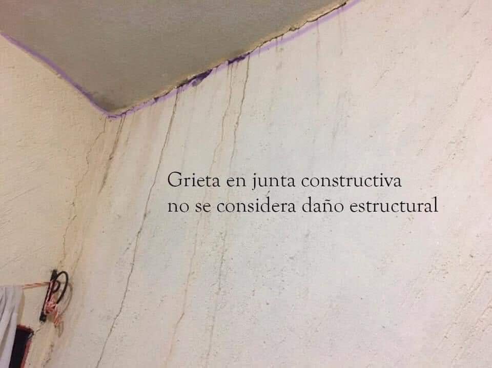Grieta en junta constructiva