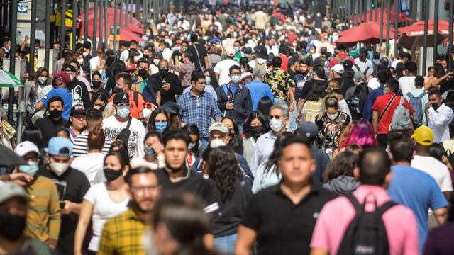 CDMX regresa a semáforo naranja