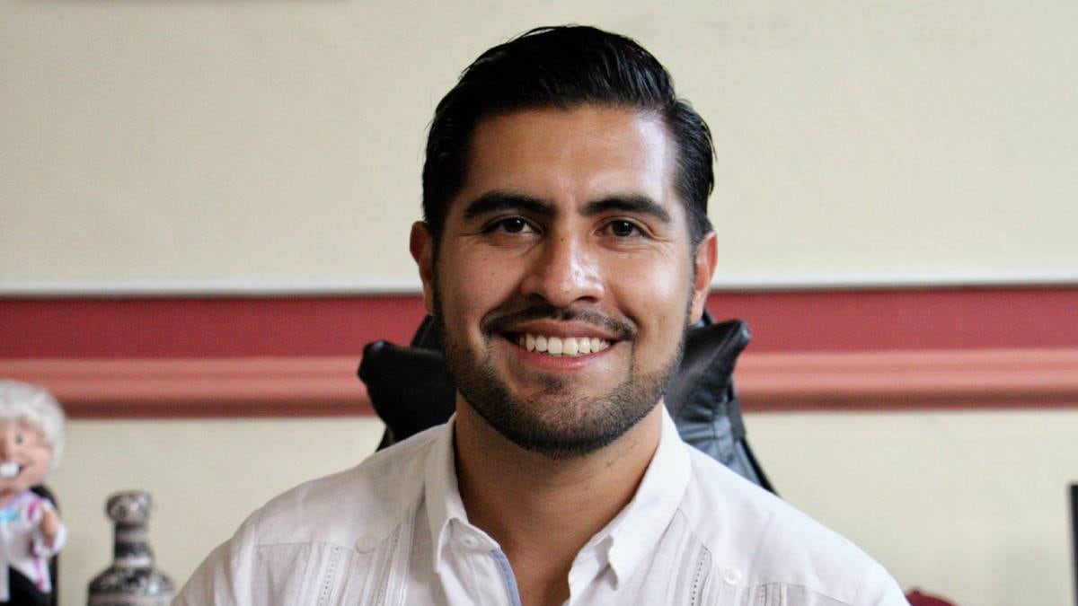 ¿Quién es Eurípides Flores? Abogado de la SEP