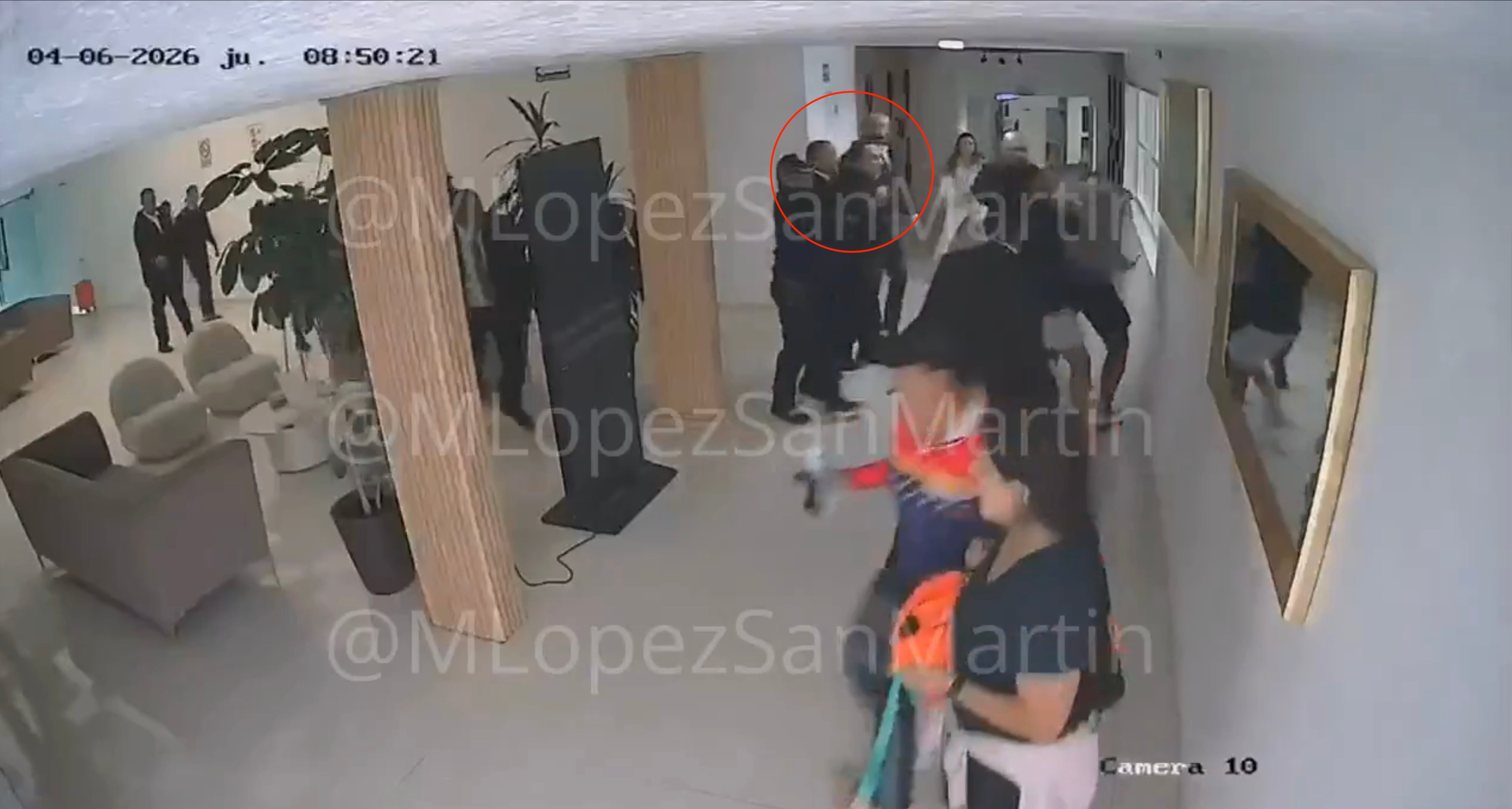 Nuevo video de la riña en club deportivo contradice versión de Fernando Flores