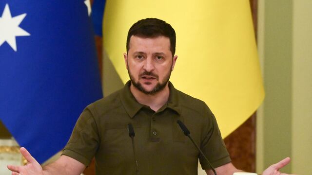 Volodímir Zelenski, presidente de Ucrania, se mantiene en defensa ante el ataque de Rusia