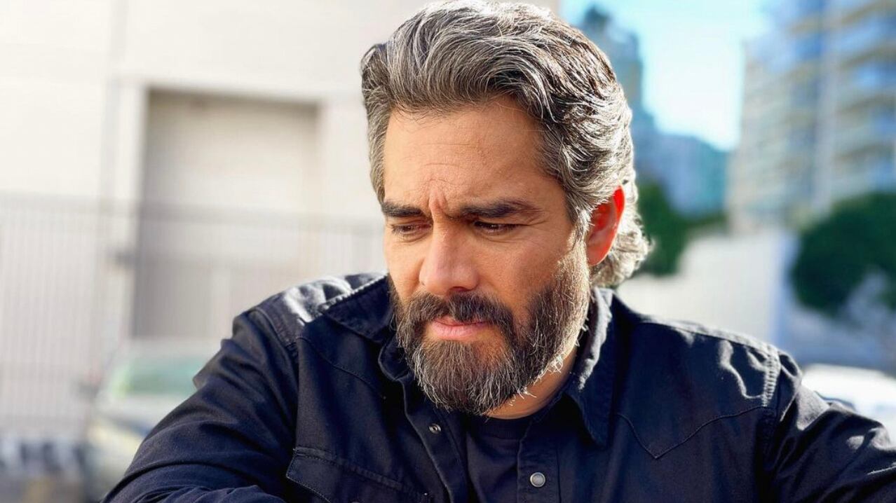 ¿Quién es Omar Chaparro? El conductor, actor, comediante y hasta cantante