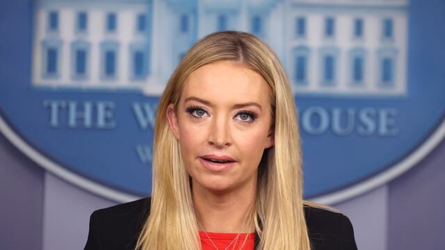 Kayleigh McEnany, vocera de la Casa Blanca