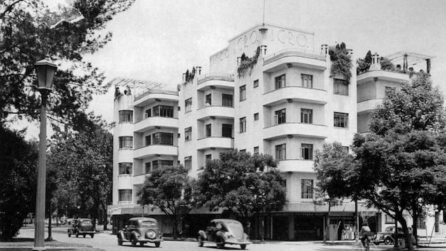 En la colonia Roma existe este edificio que es una joya de la arquitectura Art Decó.