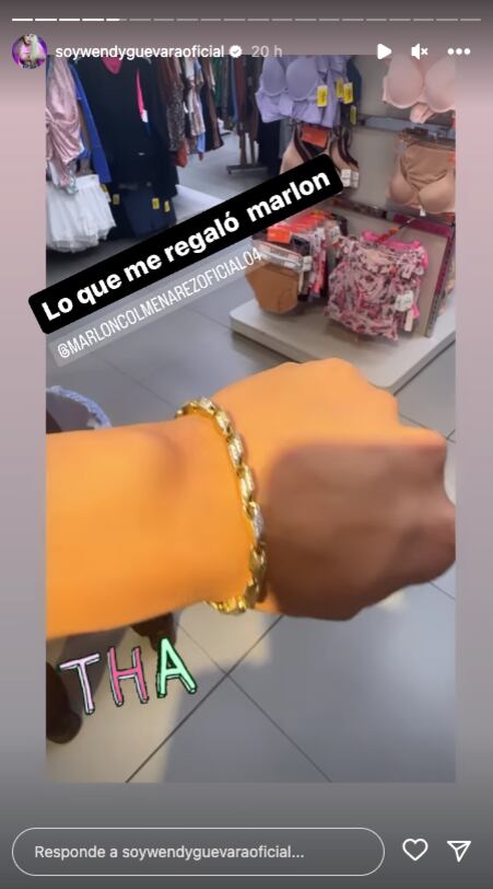 Una ilusionada Wendy Guevara presume la joya que le regaló Marlon Colmenarez
