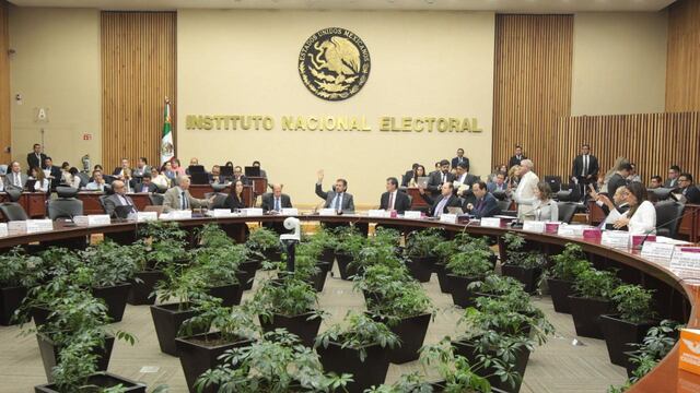 Sesión del INE. Determinación sobre spot del PAN.