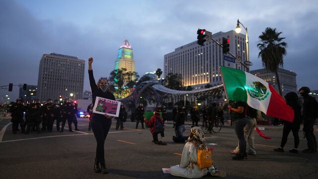 Redadas en Los Ángeles, California: 42 mexicanos detenidos