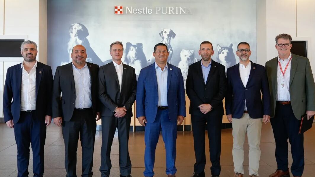 Diego Sinhue Rodríguez y Nestlé Purina acuerdan inversión por 2 mdp en Silao, Guanajuato