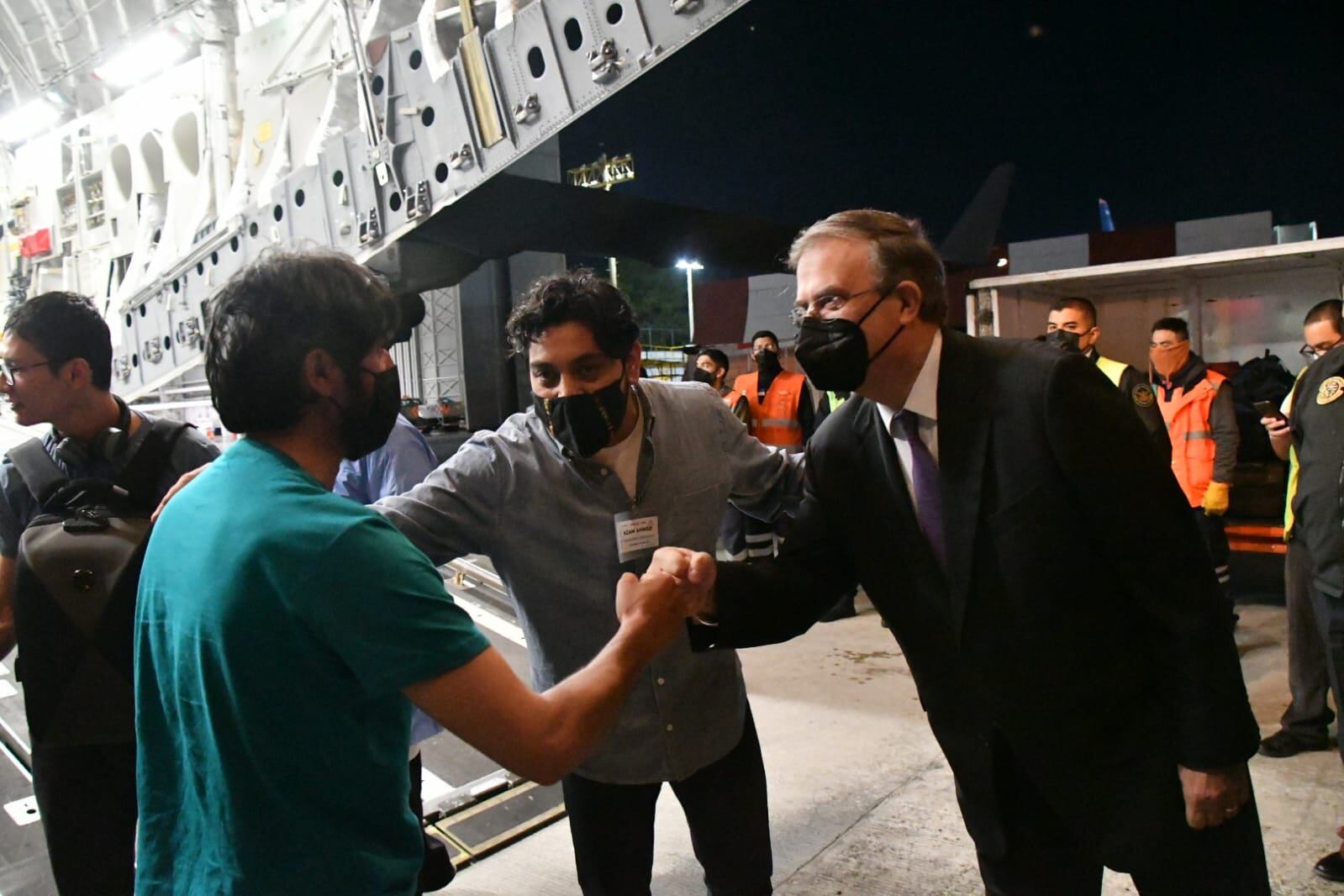 México rescata a periodistas de The New York Times de Afganistán