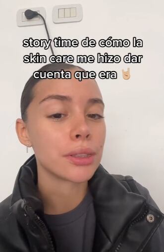 Joven contando cómo descubrió infidelidad solo con algodón y agua micelar