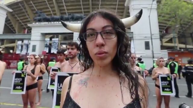 Protesta contra la tauromaquia en la Plaza México