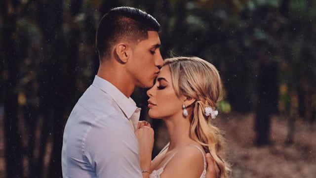 Alan Pulido e Ileana Salas