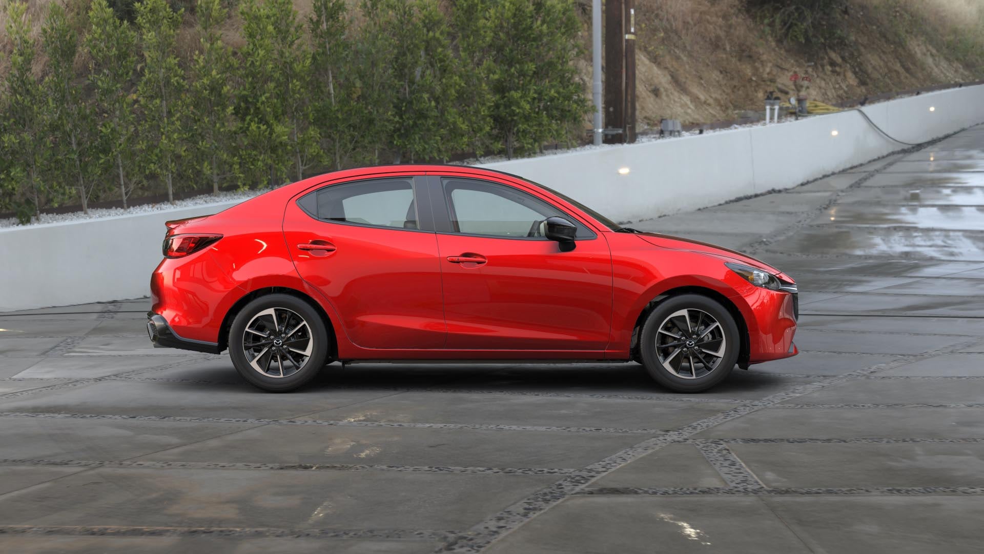 Mazda 2 Sedán, el carro más barato de la marca que puedes comprar según la inteligencia artificial